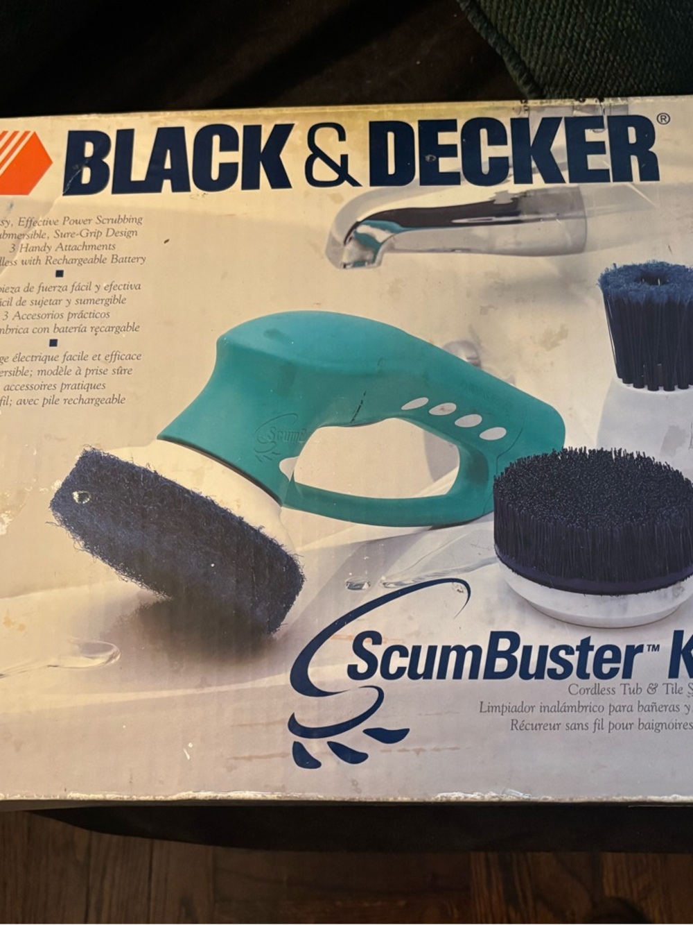 BLACK & DECKER ScumBuster Kit -Cordless Scrubber - SB400